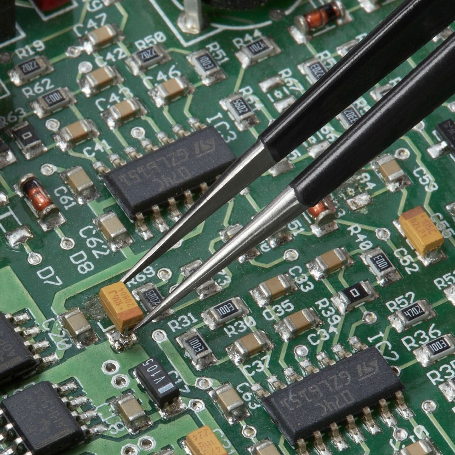 92 21 03 ESD-40368462_6.jpg